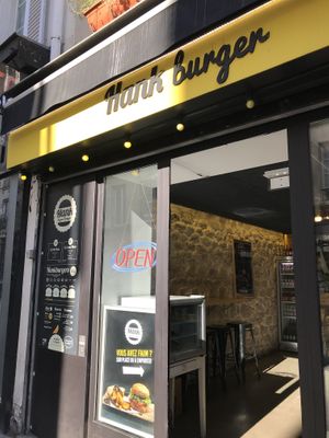 Entrance at Hank Cuisine Végétale - Rochechouart in Paris