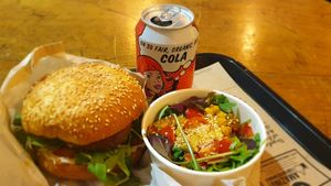 La Rockeuse at Hank Cuisine Végétale - Rochechouart in Paris