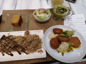 Combo meal of the day at Kinetic in Mataro