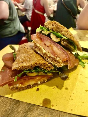 The Metronia  at Duecento Gradi in Rome