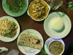 Curry dhal chapati veggie stir fry at Marie Min in Mandalay