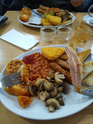 We enjoyed 2 of the range of vegan breakfasts & plant milks on offer & the staff were helpful & friendly, especially the chef chap. The range of vegan latte teas was almost exotic! at Causeway Cafe in Belfast