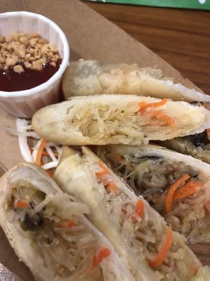 vegan spring rolls at Osha in Ljubljana