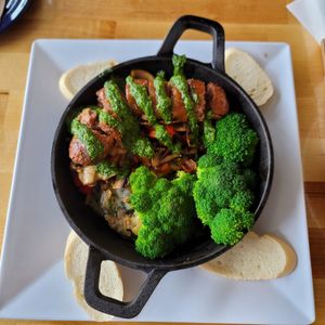  at VanGogh's Eeterie in Springfield