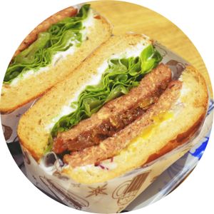 Hand-made using ginger, the hamburger.
 at No Meat Burger Health in Busan