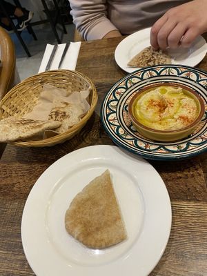 Hummus at Vegetus in Cheltenham