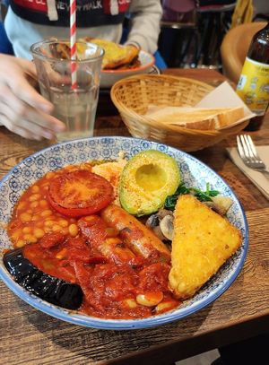Full English and kombucha at Vegetus in Cheltenham