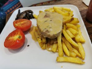 Steak and chips. The cheesy sauce was lovely 😍 at Vegetus in Cheltenham