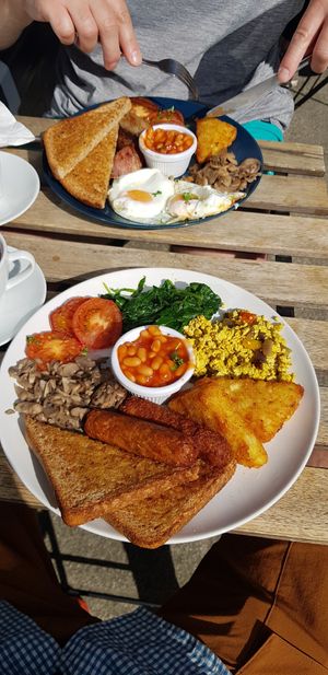 Full vegan English breakfast at Cranberry Swamp in Whitby