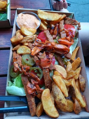 Hot cheezy plate with fries at Las Vegan's - Vegan Garden Trailer in Budapest