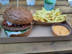  at Las Vegan's - Vegan Garden Trailer in Budapest