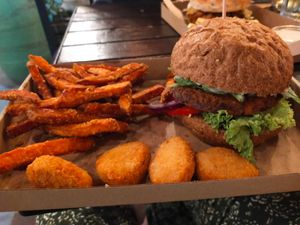 Dr.Carrot burger, nuggets, sweet potato fries. at Las Vegan's - Vegan Garden Trailer in Budapest