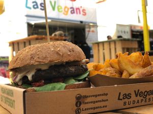 Magic Mushroom burger & steak fries  at Las Vegan's - Vegan Garden Trailer in Budapest