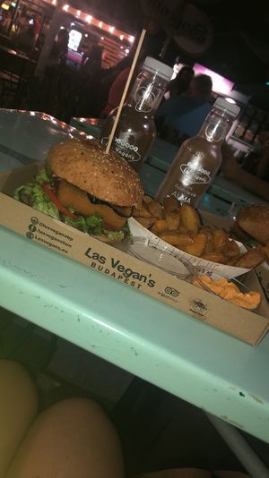Burger and wedges at Las Vegan's - Vegan Garden Trailer in Budapest