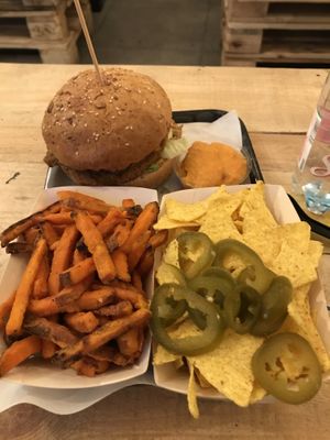 Hot Cheez Burger+ Sweet Potatoe Fries + Nachos at Las Vegan's - Vegan Garden Trailer in Budapest