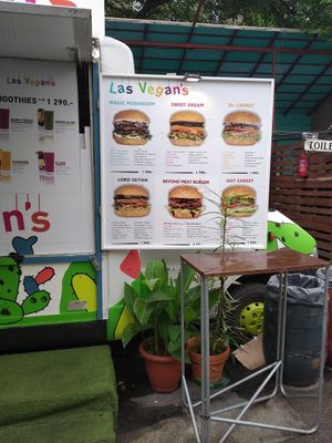 Burger kiosk offer at Las Vegan's - Vegan Garden Trailer in Budapest
