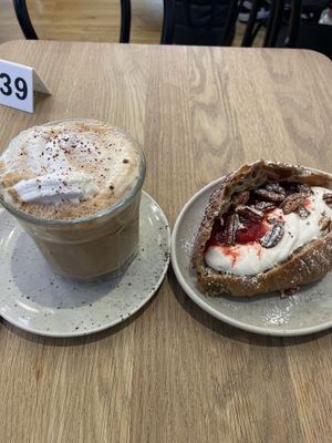   at Mahalo  - Odengatan in Stockholm