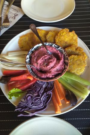 Hummus di rapa rossa at Ciriera Osteria Vegan in Trequanda