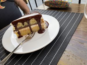 Pan di Spagna al limone   at Ciriera Osteria Vegan in Trequanda