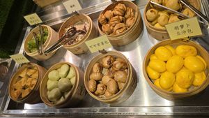 Buffet at SUHU 素虎 - Qianmen in Beijing