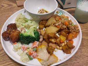 Round 1 at SUHU 素虎 - Qianmen in Beijing