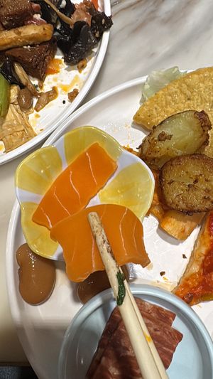 Vegan salmon #Veganuary at SUHU 素虎 - Qianmen in Beijing