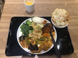 Vegan feast at SUHU 素虎 - Qianmen in Beijing