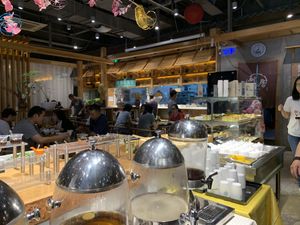 buffet at SUHU 素虎 - Qianmen in Beijing