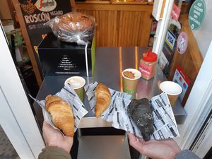 Coffee, croissants and panettone at Dolce & Vegana in Madrid