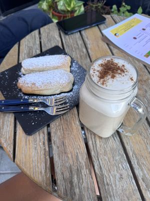 Fartons veganos  at Dolce & Vegana in Madrid