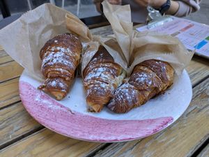 Pastry cream croissants at Dolce & Vegana in Madrid