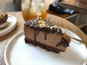 Chocolate hazelnut cake at The Raw by Twins in Seoul