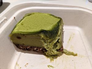 Matcha slice. Sooo good. at The Raw by Twins in Seoul