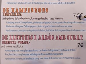 Hamburguesas: vegetariana y vegana at Restaurant Paiolet in Tortosa