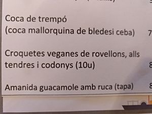 Tapas veganas de temporada at Restaurant Paiolet in Tortosa