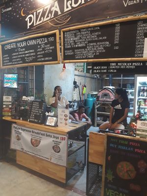 Night market stall at Pizza Luna / Tito's Burritos in Koh Phangan