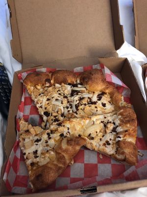 Veg buf chick pizza  at Primoz Pizzeria in Cleveland