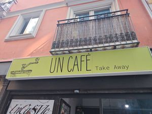  at Un Cafe in Valencia