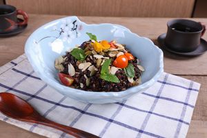 有机十谷菌菇饭 at Amrita in Shanghai