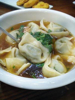 Wanton Soup at Sanwei Shu Wu - Veggie House in Shanghai