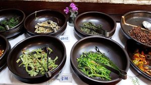 Buffet at Han Gwa Chae - 한과채 in Seoul