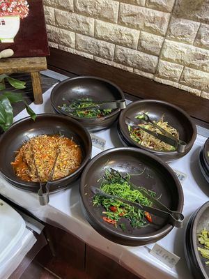 Buffet  at Han Gwa Chae - 한과채 in Seoul