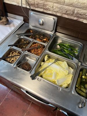 Buffet options  at Han Gwa Chae - 한과채 in Seoul