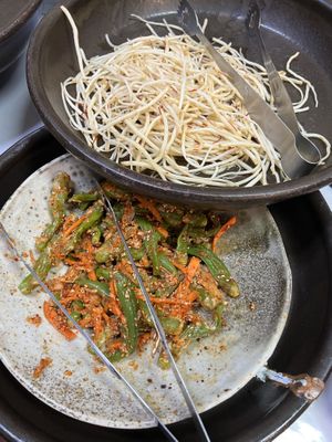 Buffet options  at Han Gwa Chae - 한과채 in Seoul