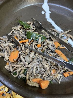 Buffet options  at Han Gwa Chae - 한과채 in Seoul