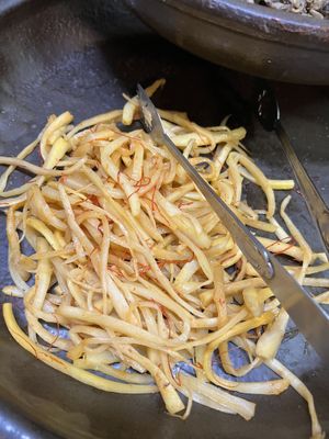 Buffet options  at Han Gwa Chae - 한과채 in Seoul