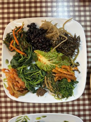 My plate  at Han Gwa Chae - 한과채 in Seoul