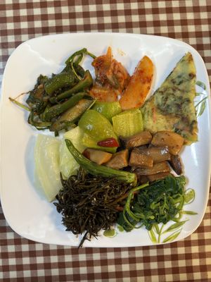   at Han Gwa Chae - 한과채 in Seoul