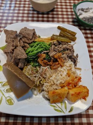 Variety Plate at Han Gwa Chae - 한과채 in Seoul