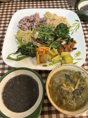   at Han Gwa Chae - 한과채 in Seoul